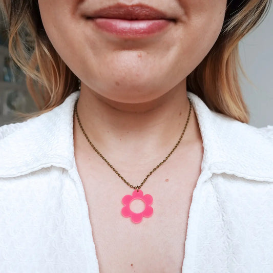 Daisy Mini Necklace